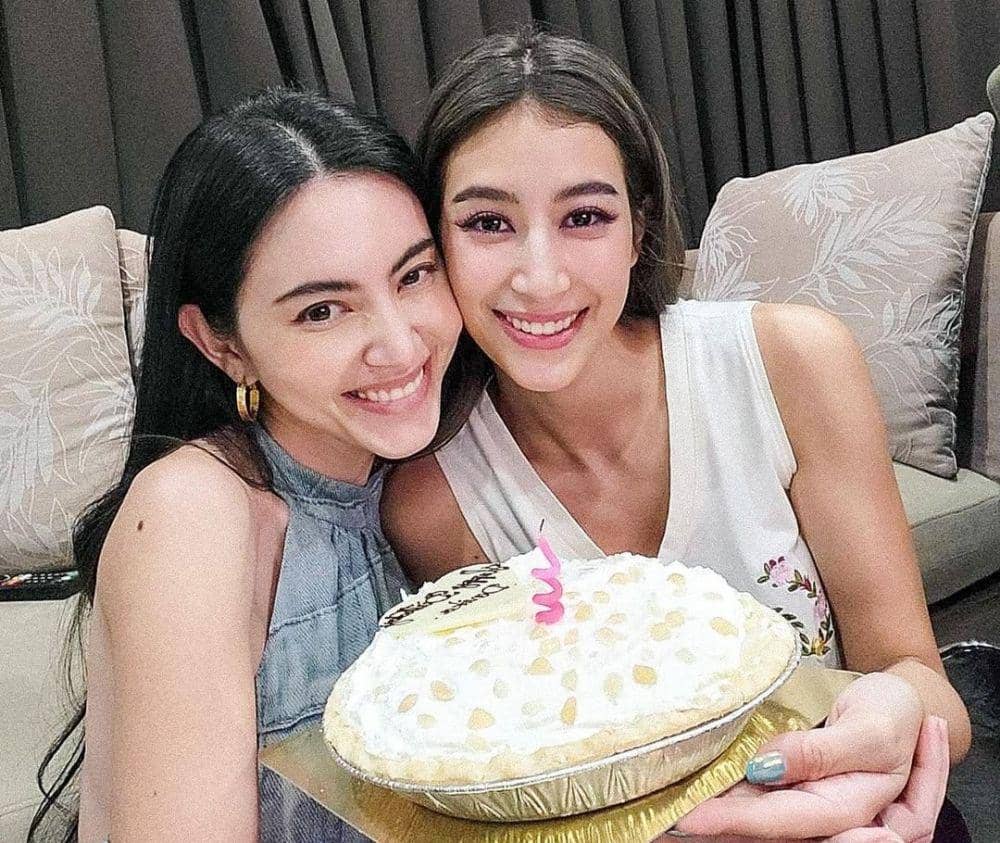 potret persahabatan Davika Hoorne dan Mint Chalida (instagram.com/mint_chalida)