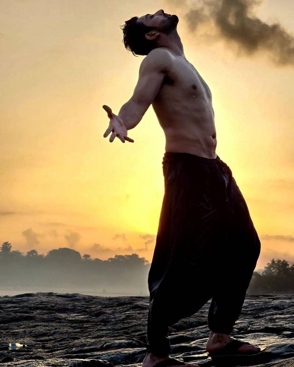 Fahmaan Khan (Instagram.com/fahmaankhan)