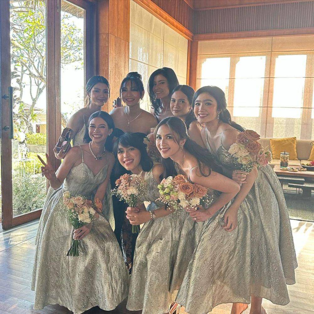 potret Hesti Purwadinata di resepsi Enzy-Molen (instagram.com/hestipurwadinata)