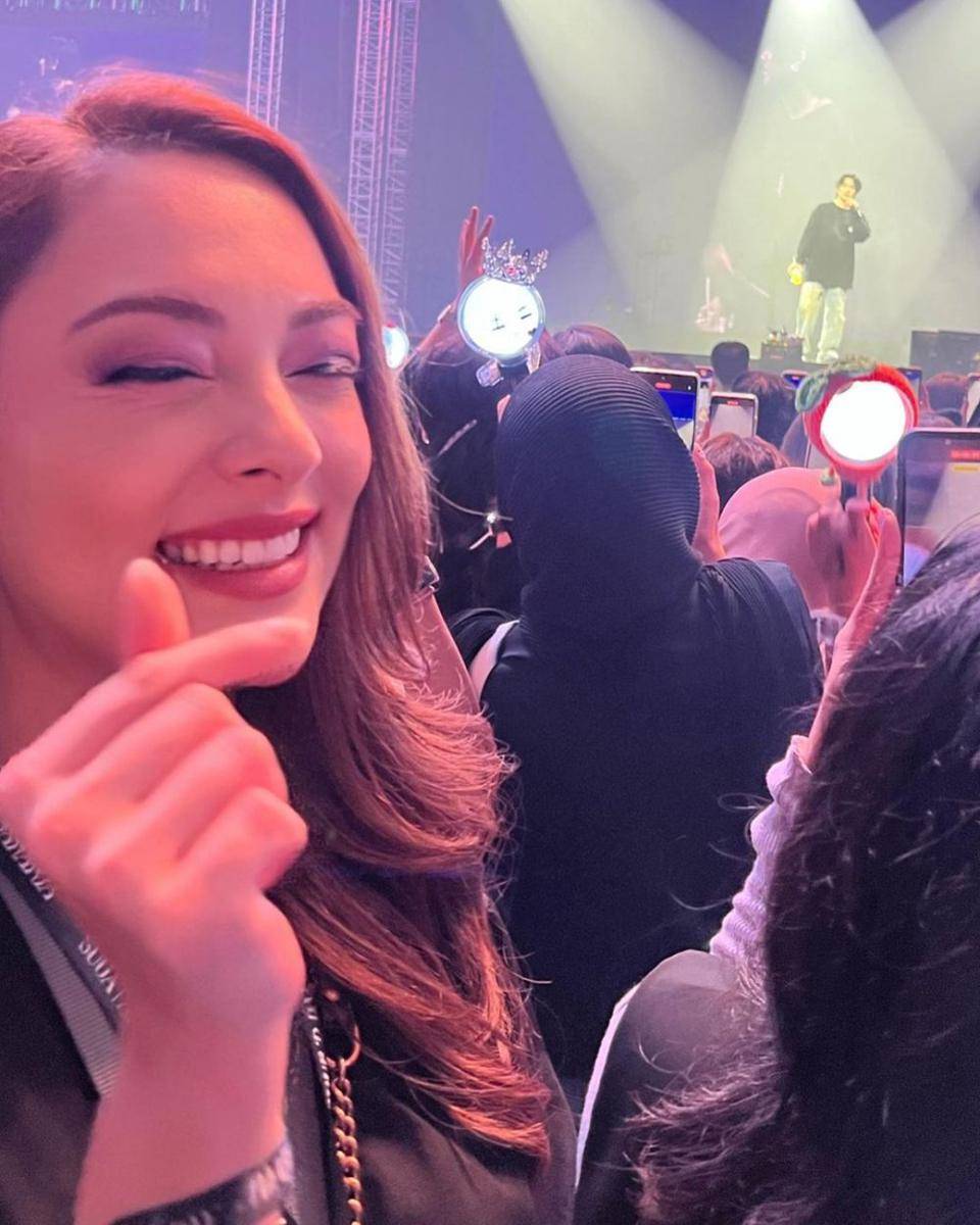 momen dr. Reisa Broto Asmoro nonton konser Suga BTS (instagram.com/reisabrotoasmoro)
