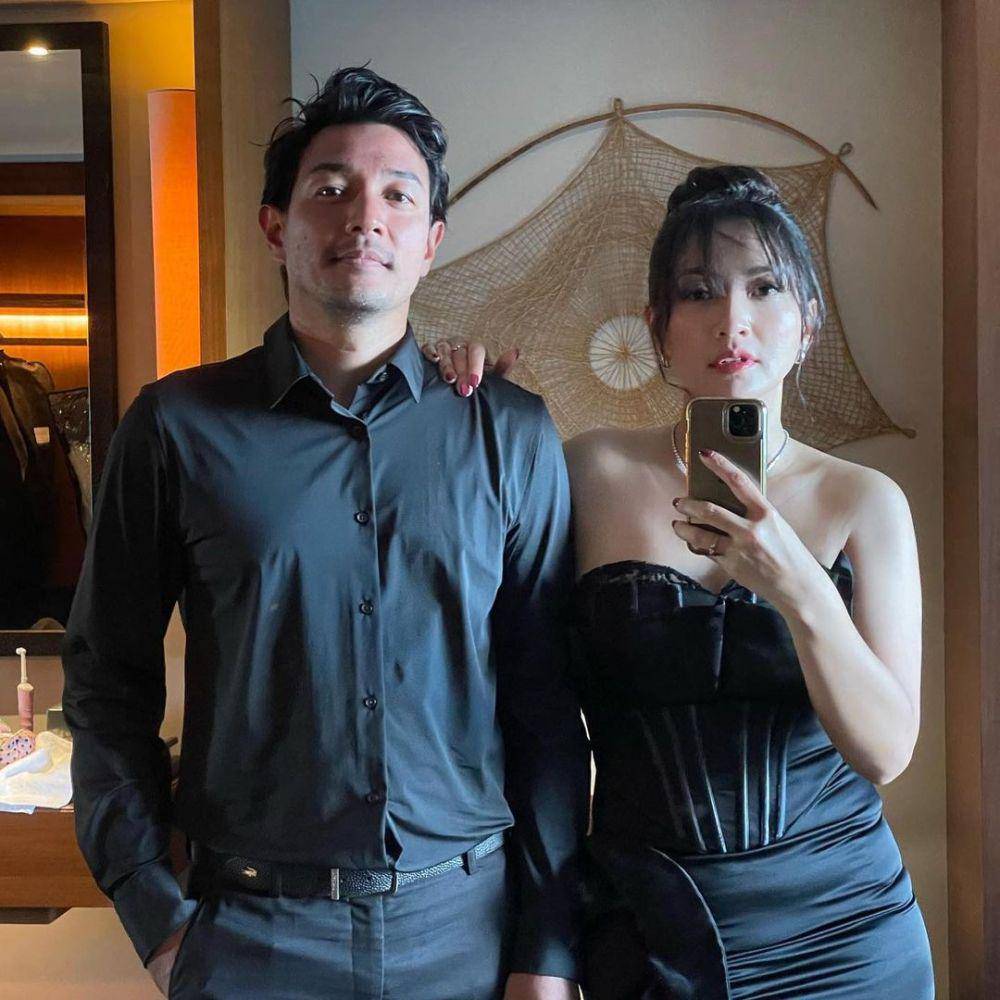 potret Hesti Purwadinata di resepsi Enzy-Molen (instagram.com/hestipurwadinata)