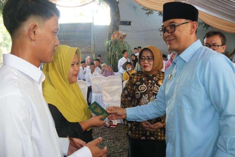Nikahkan 128 Pasangan, Plt Bupati Bogor Berikan Hadiah Honeymoon