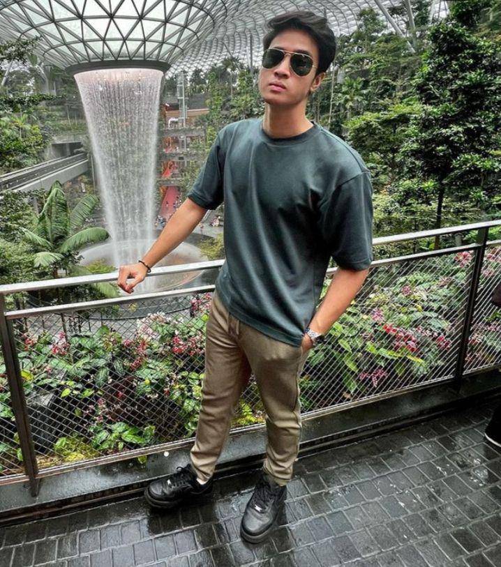 daily outfit Yesaya Abraham (instagram.com/yesayaabrhm)