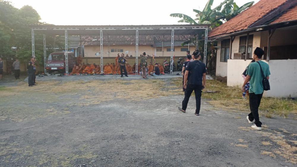 Jumlah Biksu Thudong Bertambah Jadi 35 Orang, Siang Ini Mampir Semarang