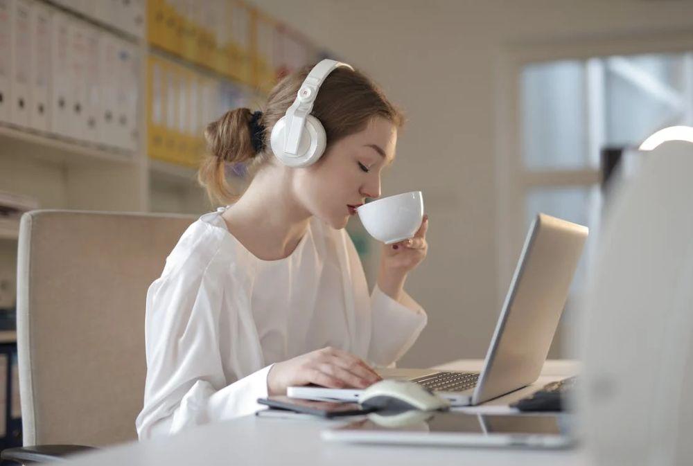 5 Minuman yang Cocok Diminum di Pagi Hari saat Diet, Bahannya Simpel!