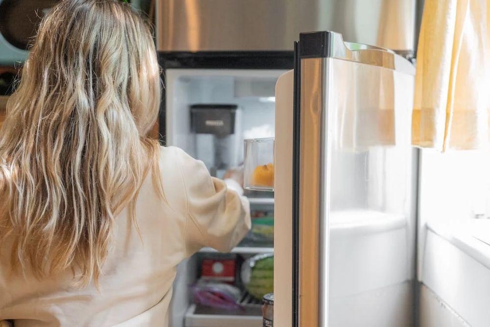 9 Makanan yang Gak Boleh Disimpan di Freezer, Bisa Rusak!