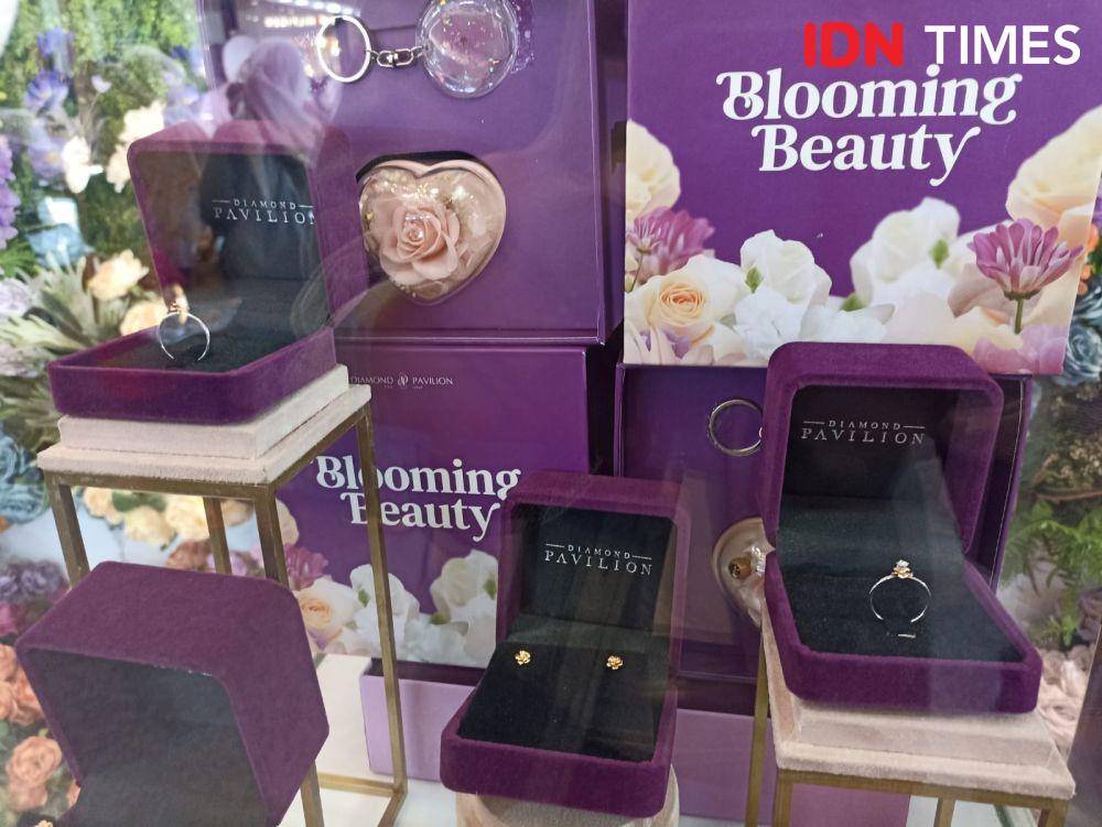 Vanya Gotama, COO Diamond Pavilion dalam acara Gold in Fest di Mal Central Park. 28 Mei 2023. (IDN Times/M. Tarmizi Murdianto)