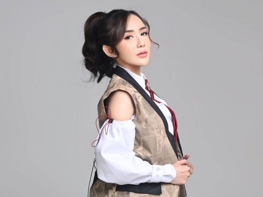 Ucie Sucita (Deon Angkasa via instagram.com/ucie_sucita)
