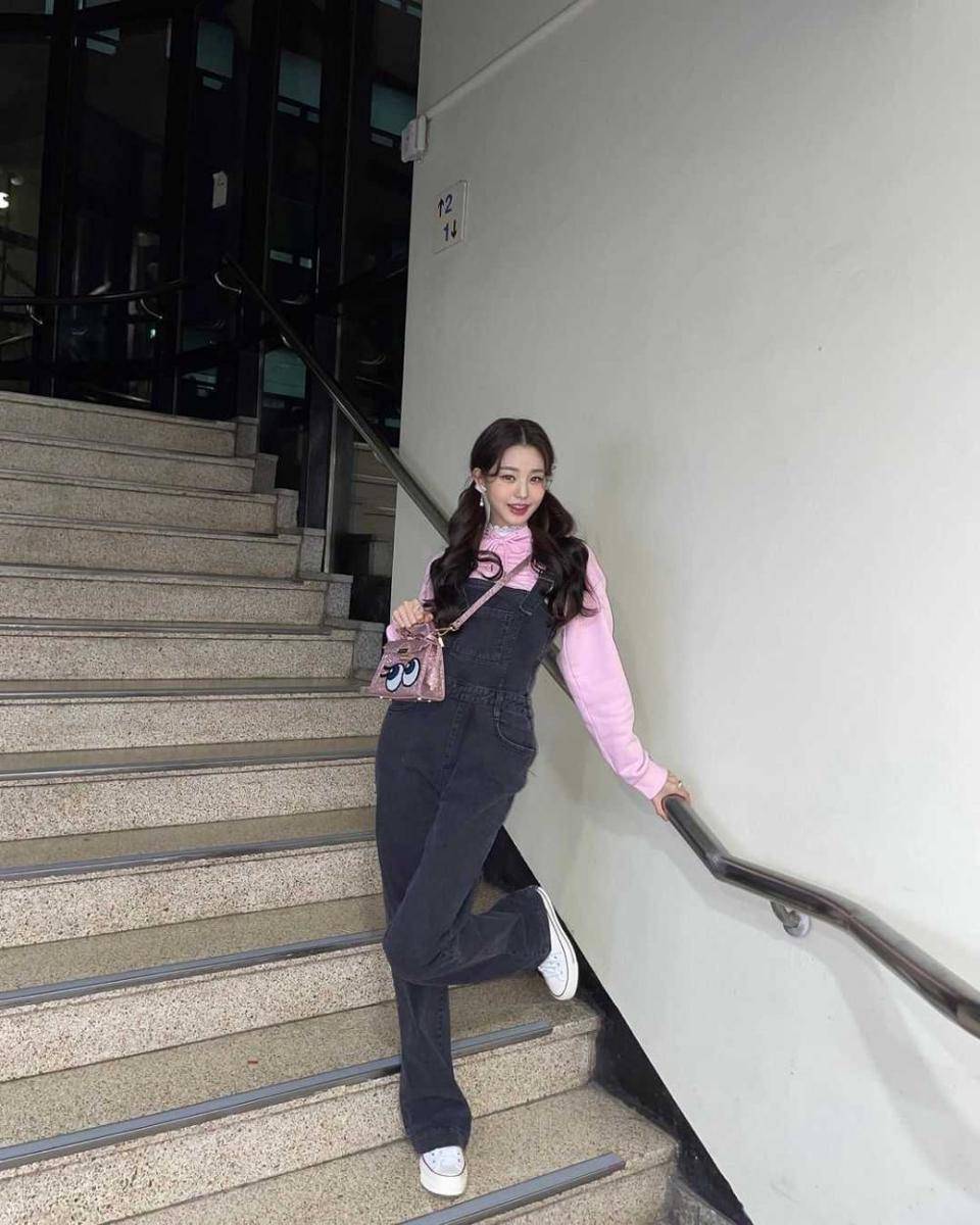 Wonyoung IVE (instagram.com/for_everyoung10)