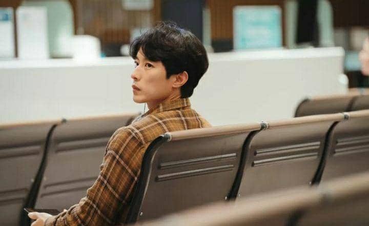 Im Ji Kyu di Divorce Attorney Shin (instagram.com/bluedragon_ent)