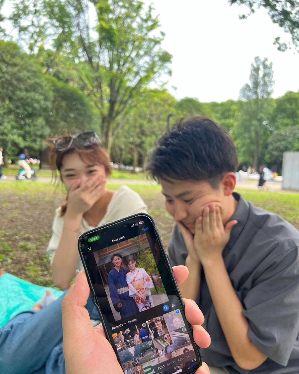 Livy Renata dan Tomo Waseda Boys (instagram.com/arnoldpo)