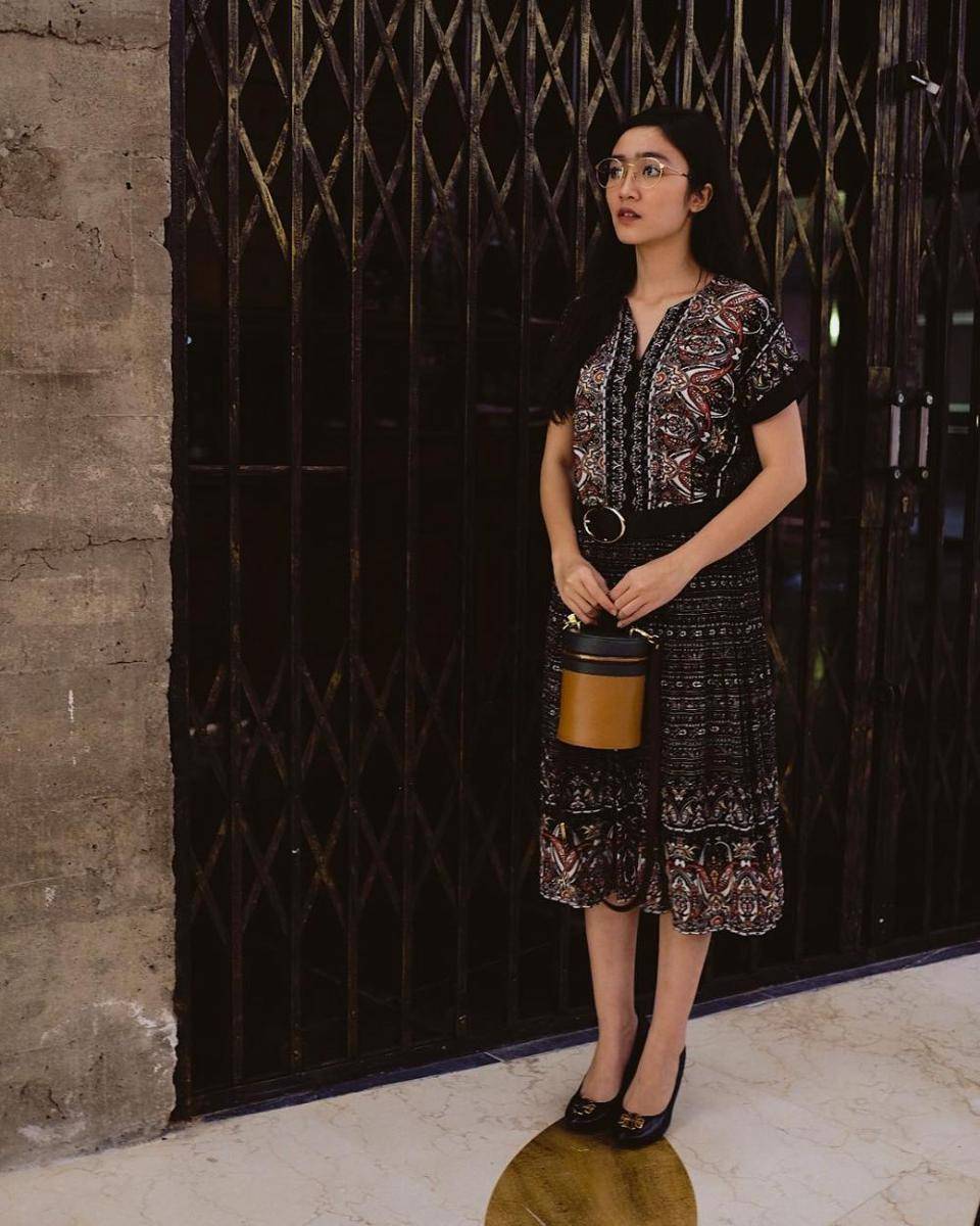 ide outfit kondangan ala Febby Rastanty (instagram.com/febbyrastanty)