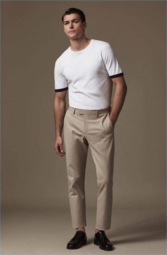 Kaos dan sepatu kulit (Pinterest.com)