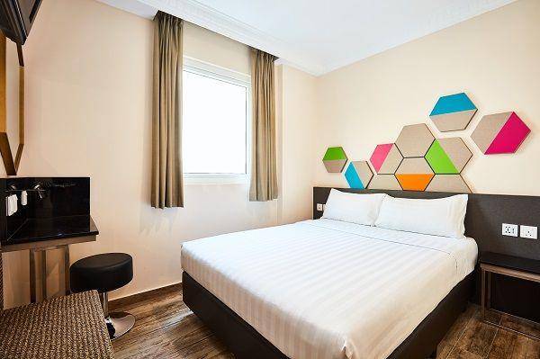 kamar Ibis budget Singapore Emerald (google.com/maps/ibis budget Singapore Emerald)