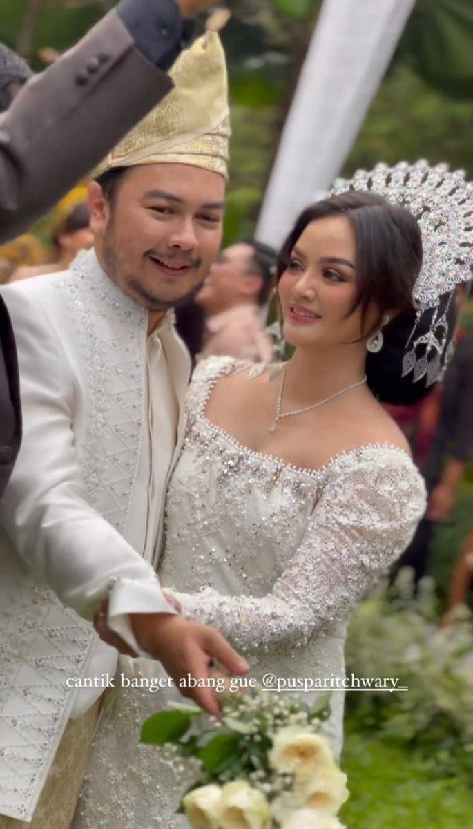 potret pernikahan Puspa Ritchwary dan Fariz Amran (instagram.com/sintyamarisca)
