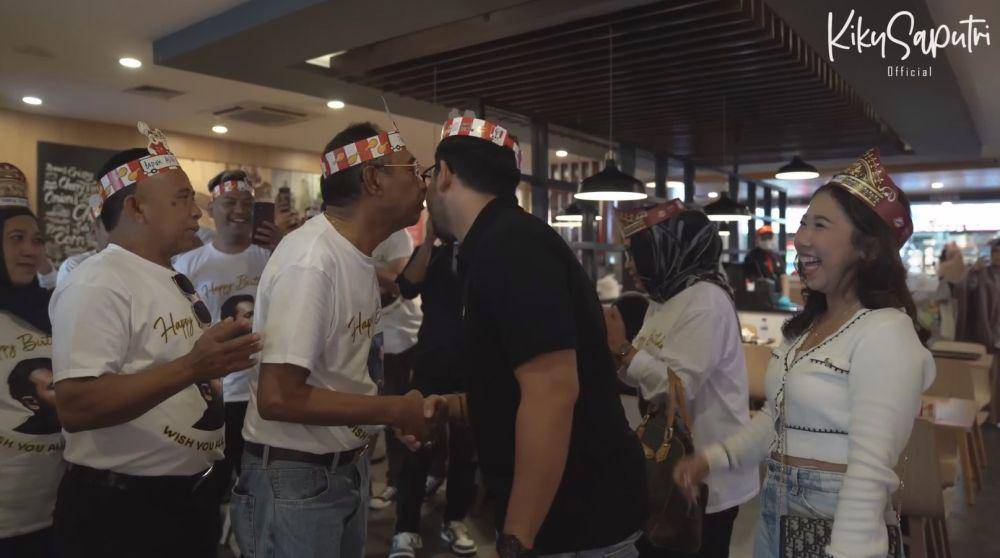 ulang tahun Khairi (YouTube.com/Kiky Saputri)