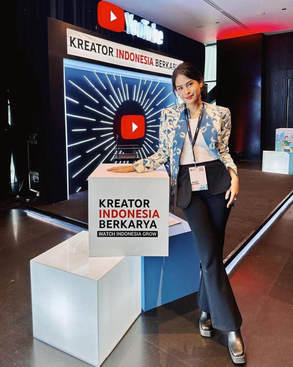 inspirasi outfit kerja ala artis (instagram.com/maudyayunda)