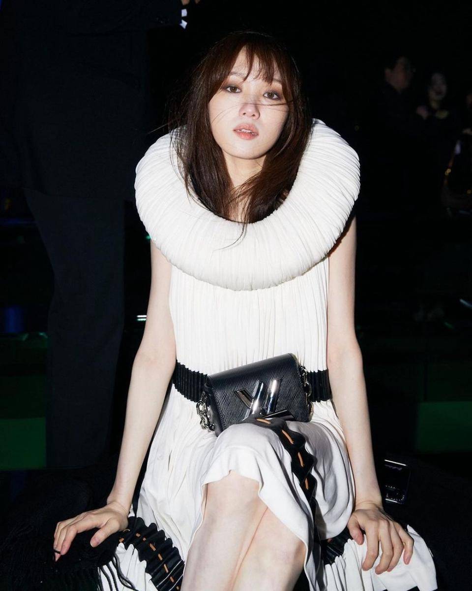 Potret Lee Sung Kyung (instagram.com/heybiblee)