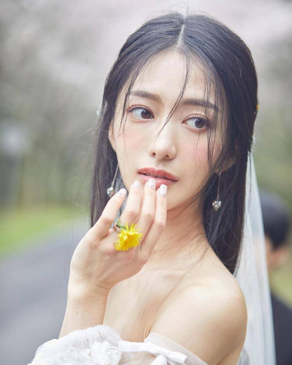 potret prewedding Choi Yeon Cheong eks Miss Korea (instagram.com/kyu_riya)