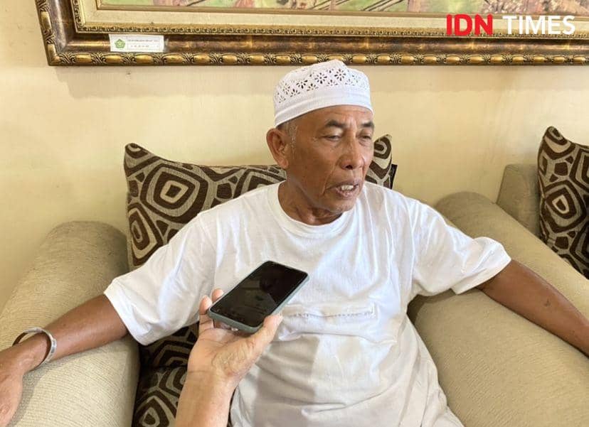 Abdul Latif Rambe, satu diantara 4 jemaah yang harus gagal berangkat ke tanah suci (IDN Times/Indah Permata Sari)