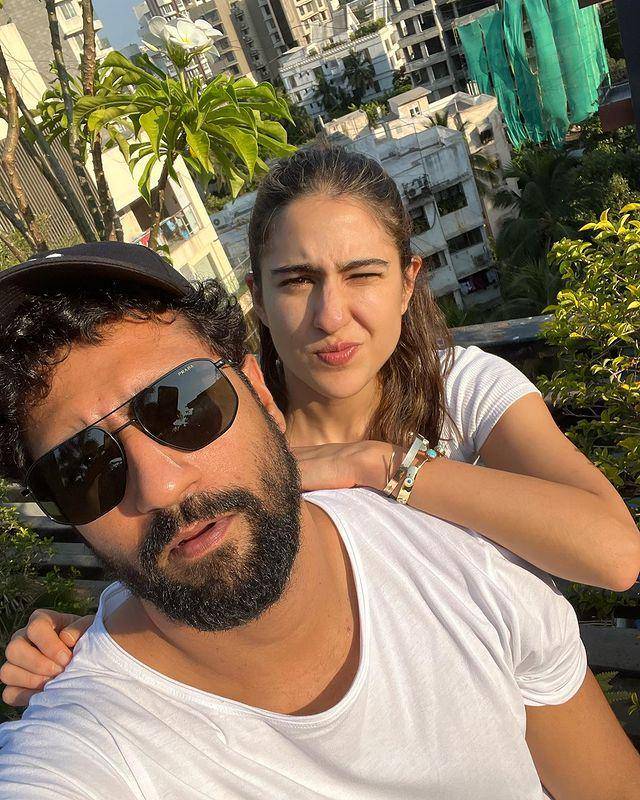 Sara Ali Khan dan Vicky Kaushal (instagram.com/saraalikhan95)