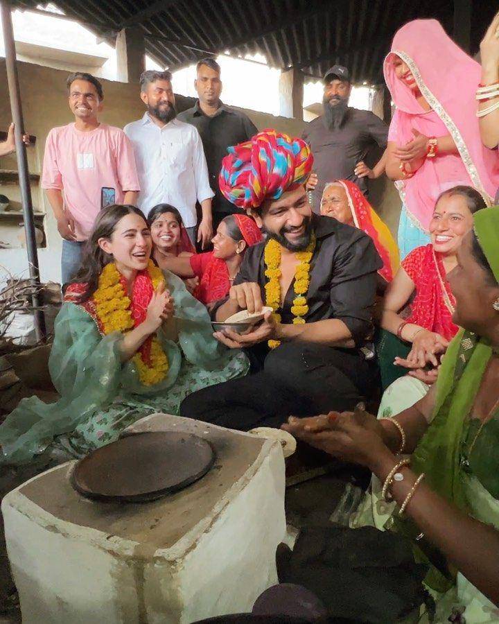 Sara Ali Khan dan Vicky Kaushal (instagram.com/saraalikhan95)