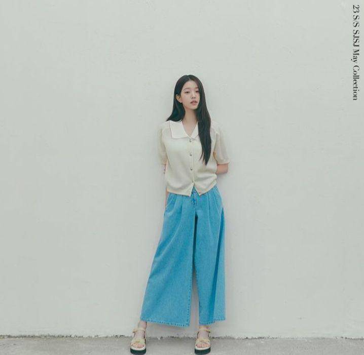 Style OOTD ala Wonyoung IVE (instagram.com/sjsjofficial)