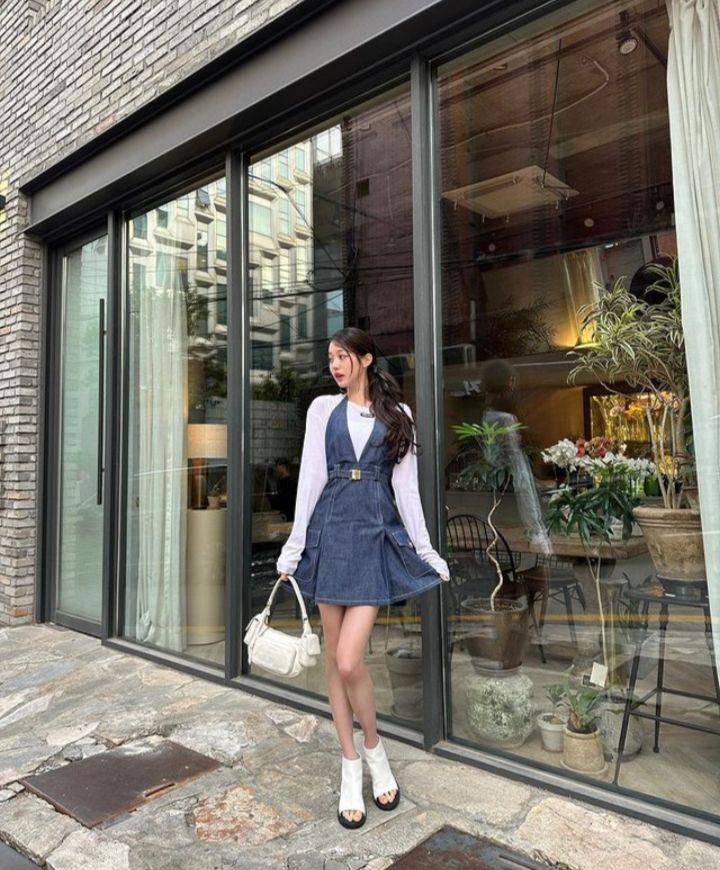 Style OOTD ala Wonyoung IVE (instagram.com/for_everyoung10)