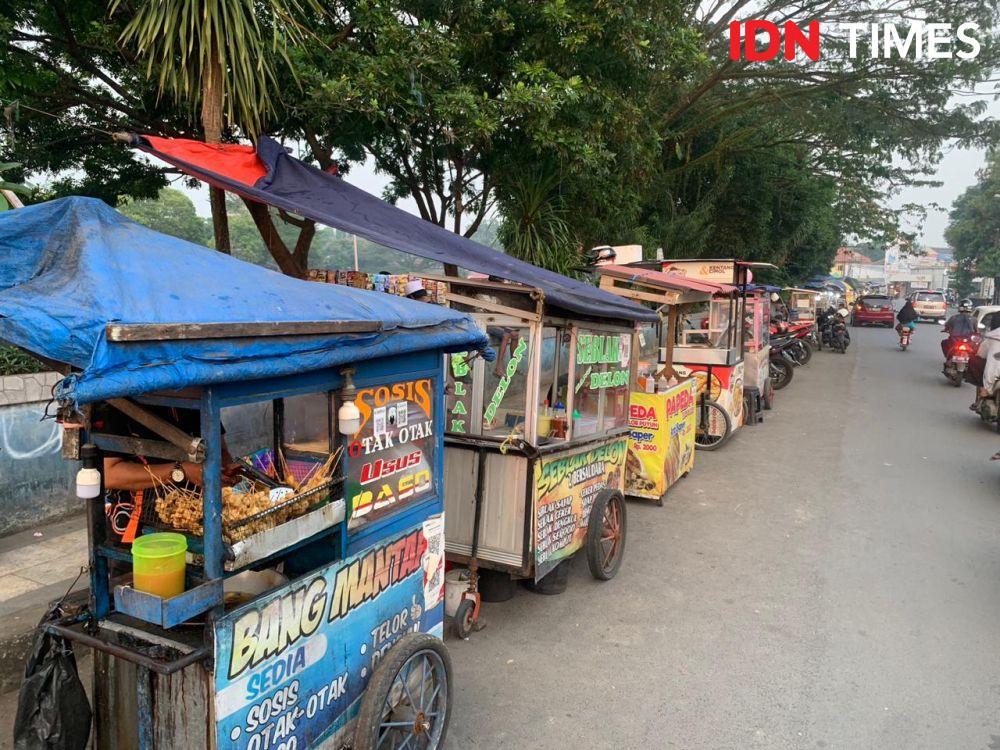 Pedagang Kuliner Balong Ranca Lentah Rangkasbitung Kompak Pakai QRIS