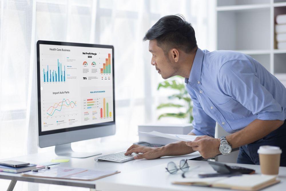 Mempelajari target market (Shutterstock/David Gyung)