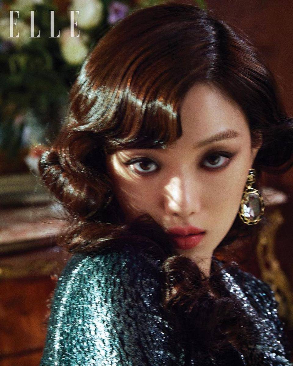 Potret Lee Sung Kyung (instagram.com/heybiblee)