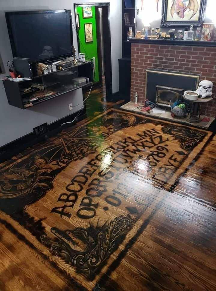 potret desain nyentrik lantai rumah (reddit.com/user/ntt2wtt)