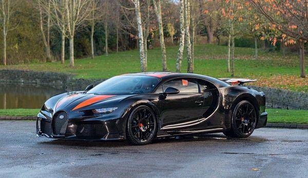 Bugatti Chiron Super Sport 300+ (sportscardigest.com)