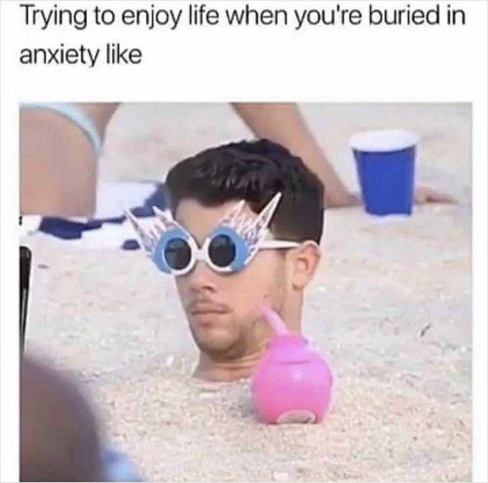 meme punya kepribadian problematik (facebook.com/Cheerful Nihilism)