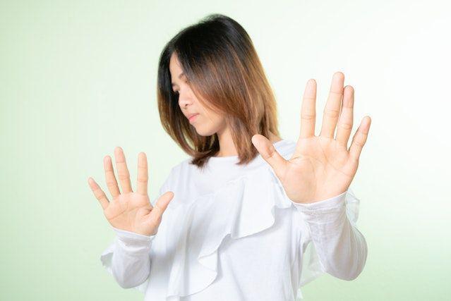 5 Cara Keren Menolak Teman yang Mau Ngutang, Tanpa Drama