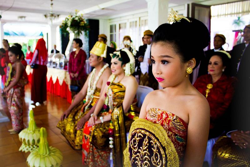 Tradisi Buang Pengantin di Banyuwangi, Solusi Pasangan Beda Arah