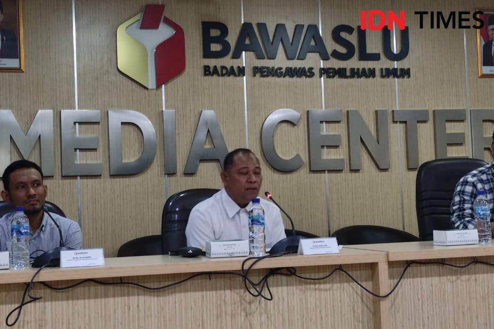 Anggota Bawaslu Totok Haryono dalam acara diskusi Netfid "Transparansi Dana Kampanye Partai Politik, Mungkinkah" di Kantor Bawaslu RI, Jakarta Pusat, pada Rabu (31/5/2023). (IDN Times/Yosafat Diva Bayu Wisesa)