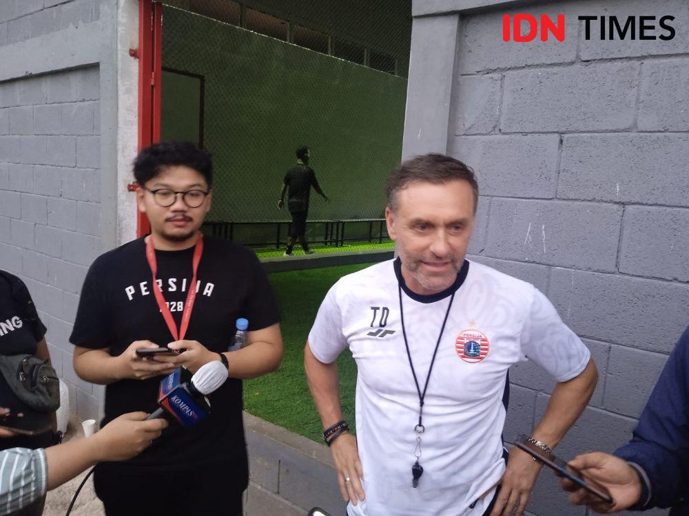 Thomas Doll Siap Ajak Frank Wormuth Kopi Darat