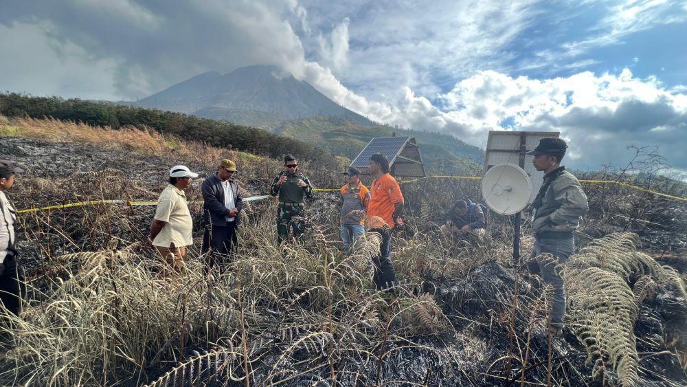 Lahan Diduga Dibakar, Stasiun Pemantau Sinabung Hangus