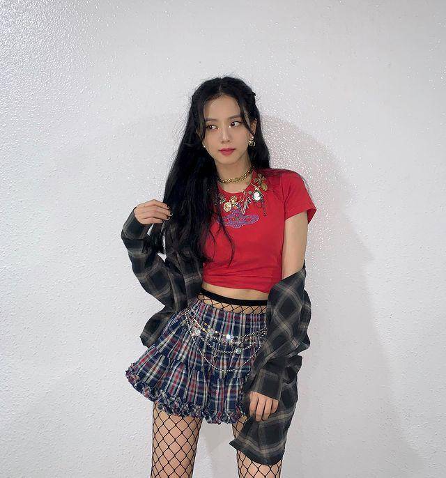 Jisoo Blackpink (Instagram.com/sooyaaa__)
