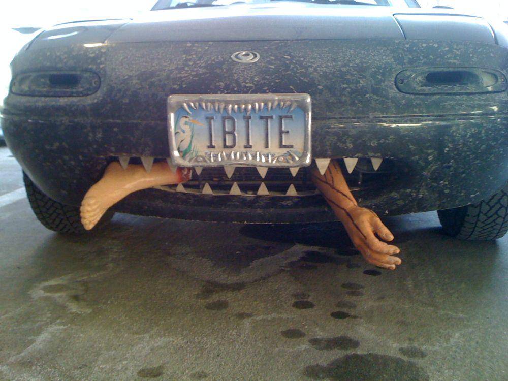 potret mobil desain creepy (reddit.com/user/FeministsAreWrong)