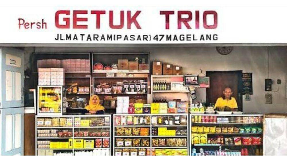 Toko oleh-oleh Getuk Trio(instagram.com/getuktrio58)