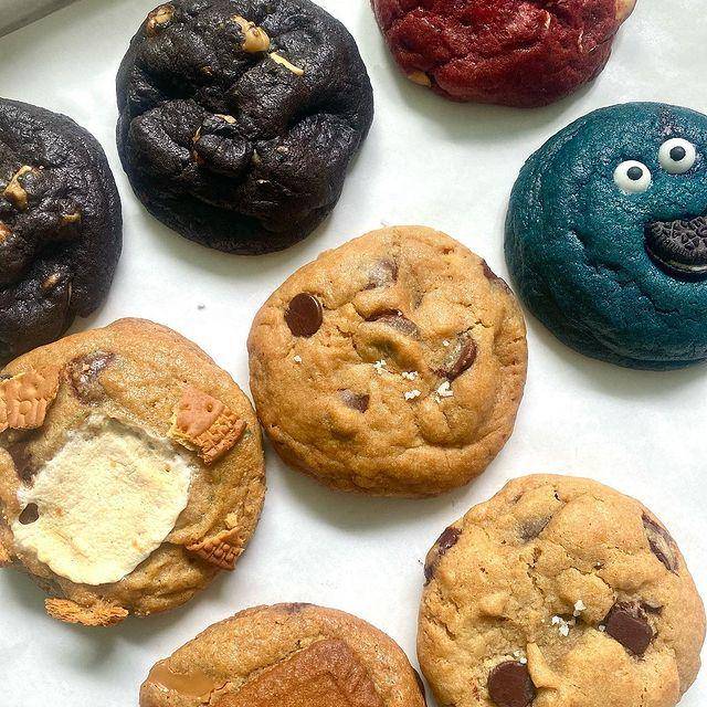 soft cookies (Instagram.com/bombombakedgoods)