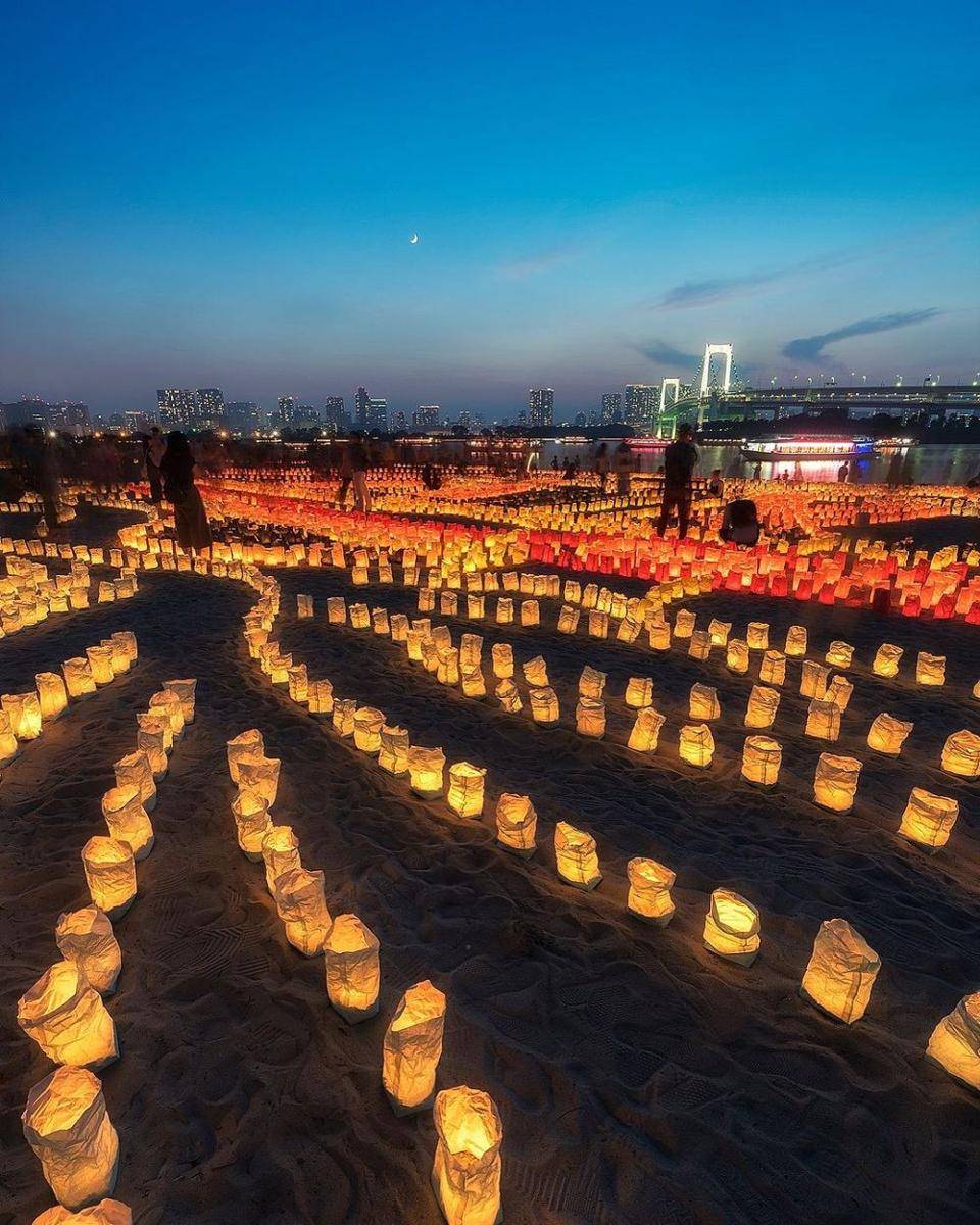 Marine Day Lantern Festival (instagram.com/teleportwithme)