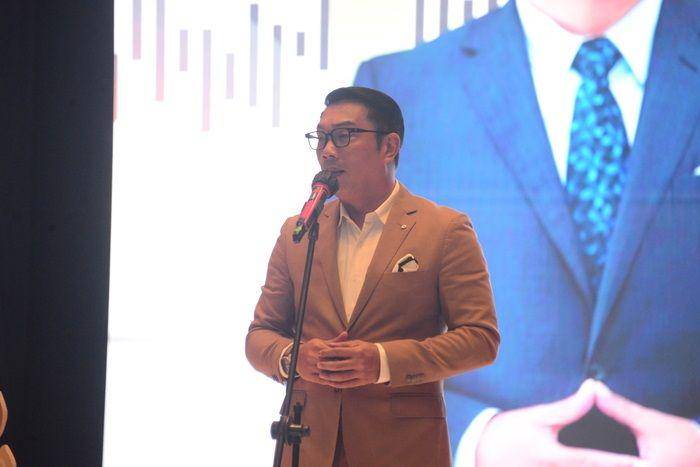 Gubernur Jabar Ridwan Kamil dalam Forum Investasi Jabar Semester 1 2023 di Trans Hotel Bandung (dok. jabarprov.go.id)