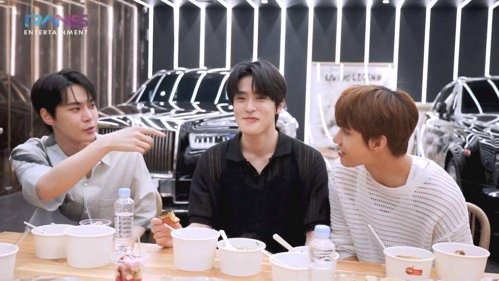 Raffi ajak member NCT makan di garasi (youtube.com/ransentertainment)