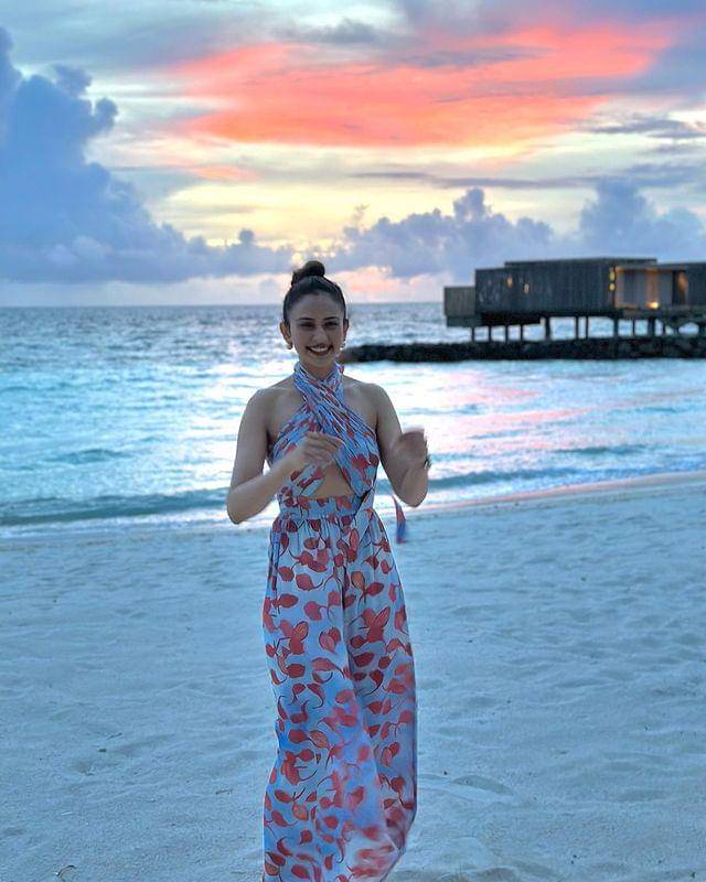 Rakul Preet di Maldives (instagram.com/rakulpreet)