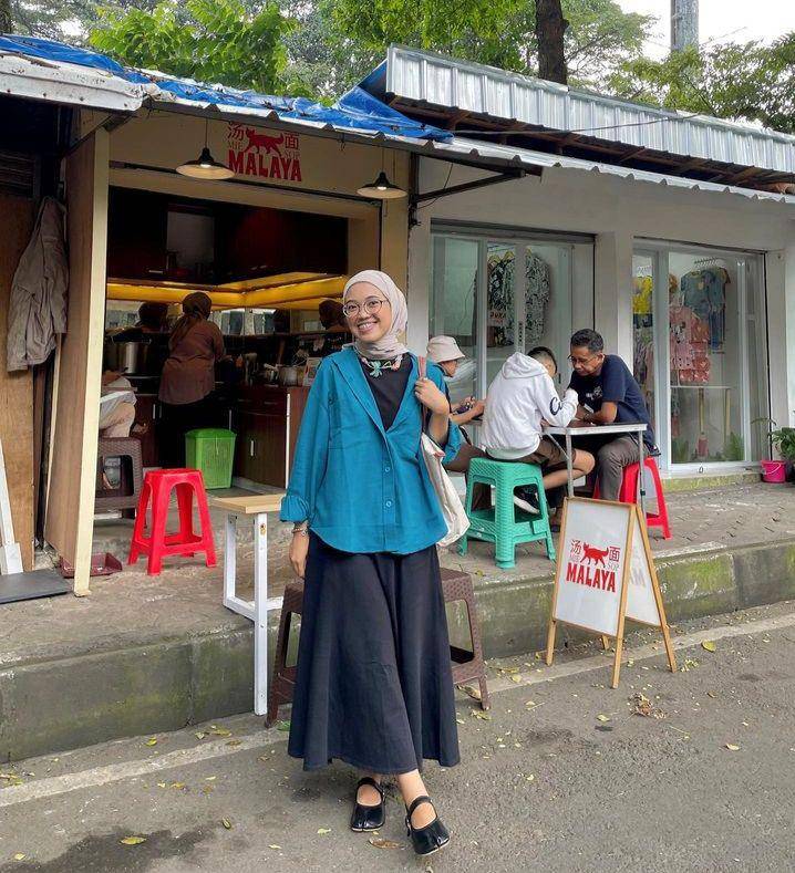 OOTD Hijab Style Simpel untuk Nonton Konser (instagram.com/fitrahydy)