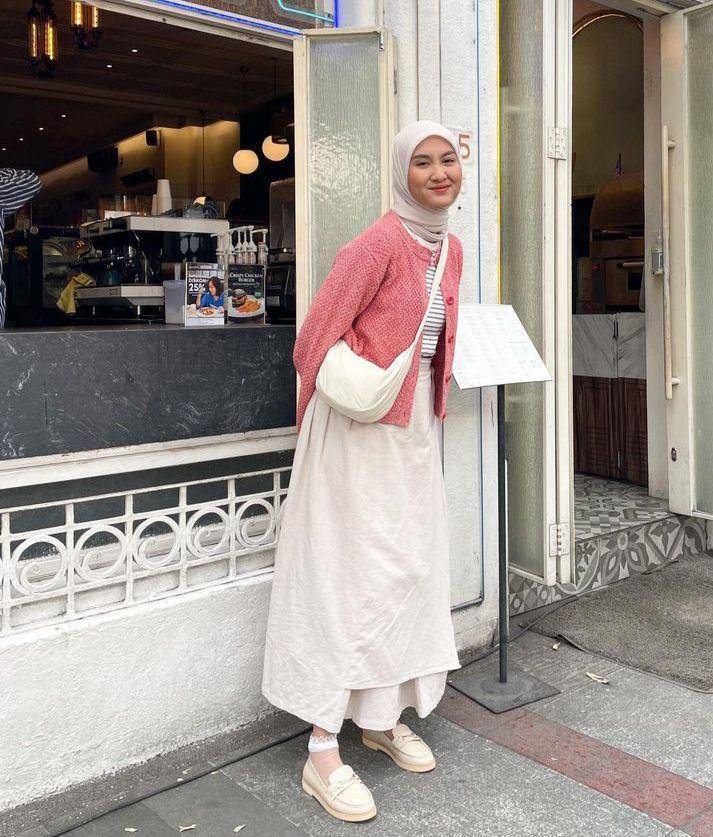 OOTD Hijab Style Simpel untuk Nonton Konser (instagram.com/inasrana)