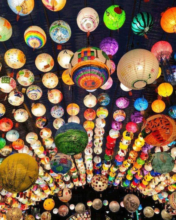 Spring Lantern Festival (instagram.com/goh.cheehong)